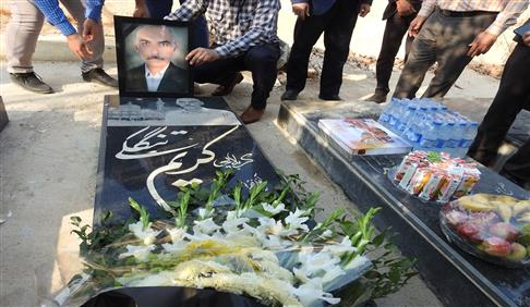  ادای احترام كاركنان استاندارد بوشهر به روح همکار فقیدشان، زنده یاد تنگكي+ تصاوير